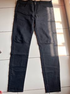 Black Jeans