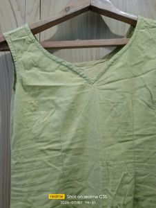 Beautiful Grapes Green Kurta With Inner Material