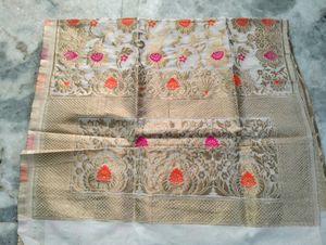 Floral Brocade Dupatta