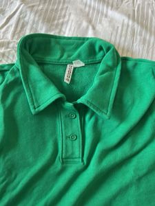 Green Long Sleeve Top