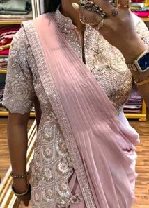 TRENDY PEACH SAREE💕