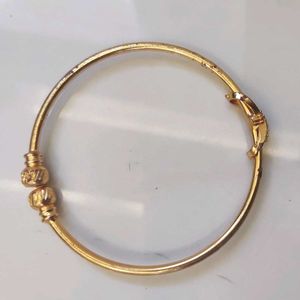 Gold-toned Bangle
