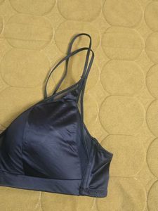 Comfy black bra bust 34A