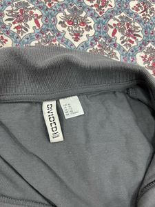 H&amp;M Gray Polo Crop Top