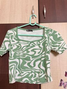 Green Swirl Crop Top