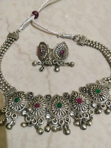 Free Size ,Silver Necklace Its Pretty 😍