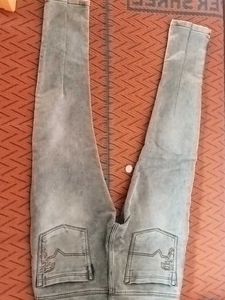 Mens Scratch Jeans