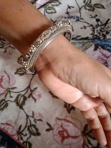 Silver Tone Bangle Bracelet