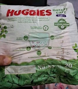 4 Packs Of Huggies Nature Diapers + 3 Pants Free