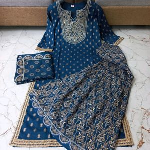 Women&#39;s Kurti Set