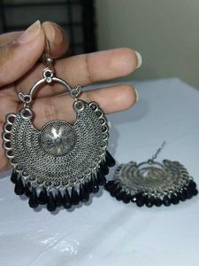 BEAUTYFULL EARRING😍