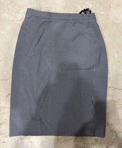 Office skirt Pencil  - trendy and styli