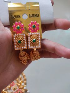 Long Necklace With Earrings- New, Not Used.