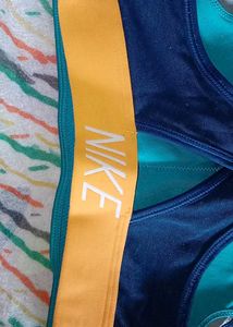 Nike  Lightly Padded Sports Bra