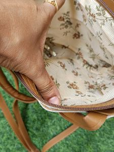 Beautiful Floral Bag Without Zip