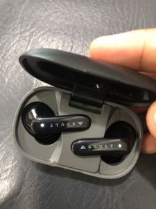 Boult Audio Earbuds Z20