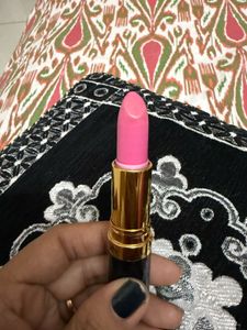 Revlon Lipstick.. absolutely unused