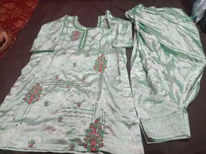 Embroidered Kurta Set