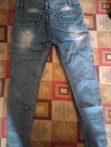 Stylish Distressed Denim Jeans