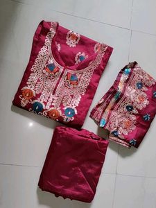 Festive Wear Kurta Set For Women