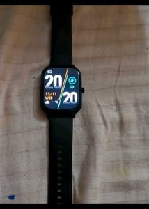 Fire Boltt Smartwatch &amp; A Wireless Charger Combo