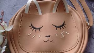 Round Cat Sling Bag