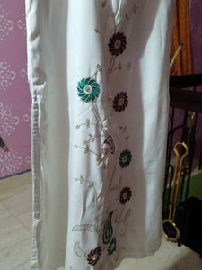 2 Embroidery Kurthi With 1dupatta💯