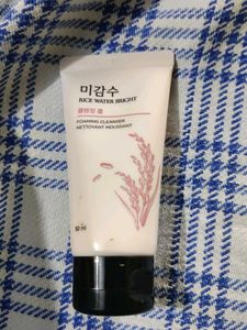 The Face Shop Rice Water Bright Foaming Cleanser