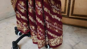 Elegant Maroon &amp; Gold Saree 😍