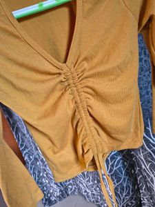V Neck Full Sleeves Crop Top