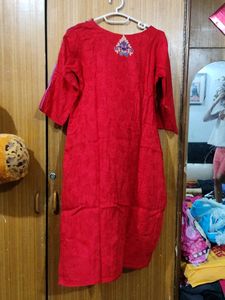 Red Kurta