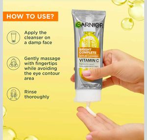 Garnier Bright Complete Vitamin C Serum Cleanser