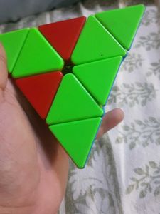 Pyraminx Puzzle