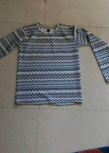 Women Printed Round Neck Tshirt