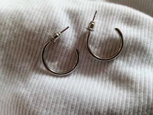 Silver Earring 🛍️💍👛🪞