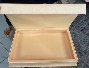 Empty Vintage Gifts Packaging Box