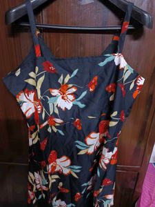 Floral Print Crape Step Midi Dress