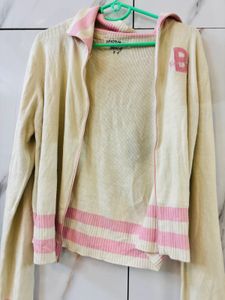 White Sweater With Pink Lining