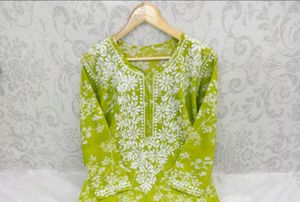 Lucknowi Chikankari Kurti