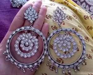 Kudan Earrings