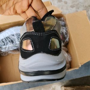 New Systle Sports Shoe