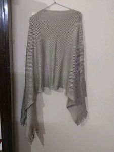 Elegant Grey Scarf