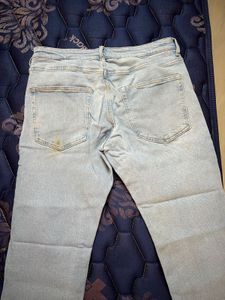 Light Wash Denim Jeans