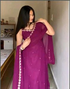 Sleeveless Kurtaset
