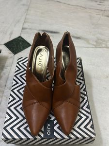 AJIO Brown Pointed Heels