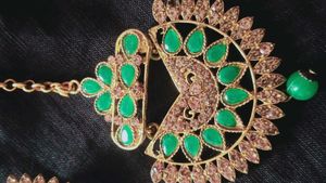 Earings And Mangtika