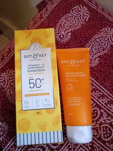 Dot & Key Skincare Set