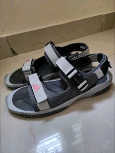 Adidaz Opez Sandal UK 9 New Condition