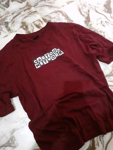 Down Shoulder Back Print Maroon tshirt