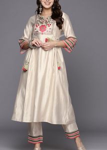 Kurta Set With Beautiful Design N Embroidery